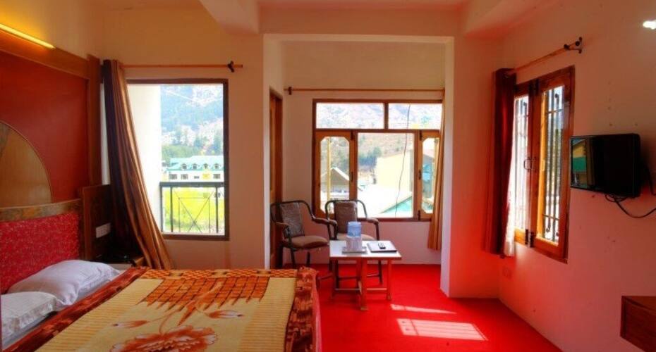 TG Stays Kanyal Road 6, Manali 2